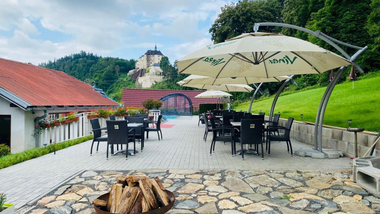 Uniqhotel Cesky Sternberk Exterior foto
